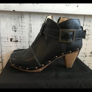 Sanita Boots